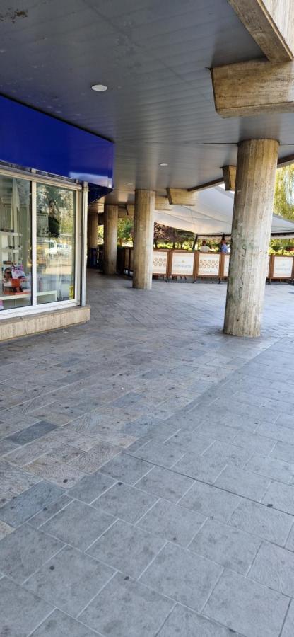 Nikolasstudiocenter Ploiesti Exterior photo